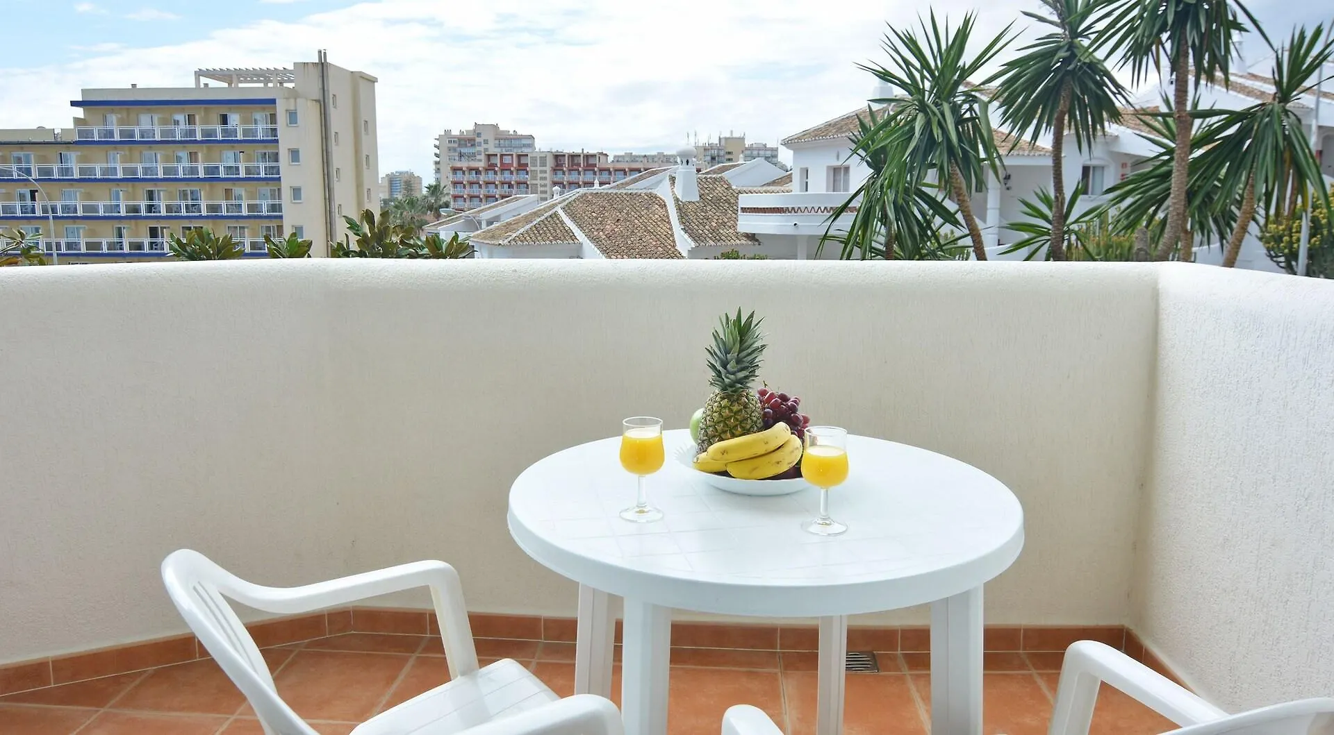 Clc Benal Beach Aparthotel Benalmádena