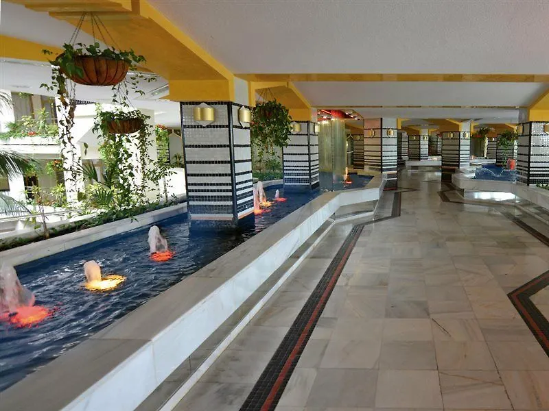 Clc Benal Beach Aparthotel Benalmádena